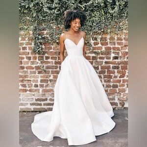 Louvienne Theo Wedding Dress
